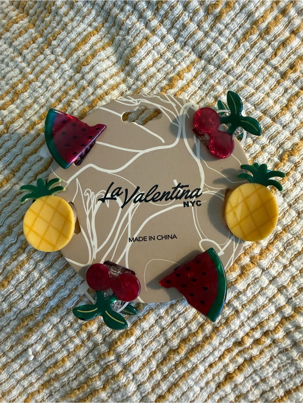 Small fruit hair clips